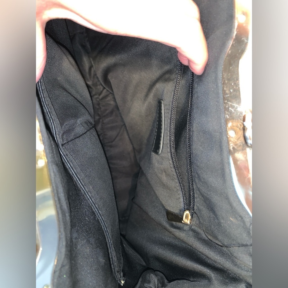 “Michael Kors” Black and Gold  rhinestone jumbo kiss clasp Women's handBag purse - Picture 4 of 10